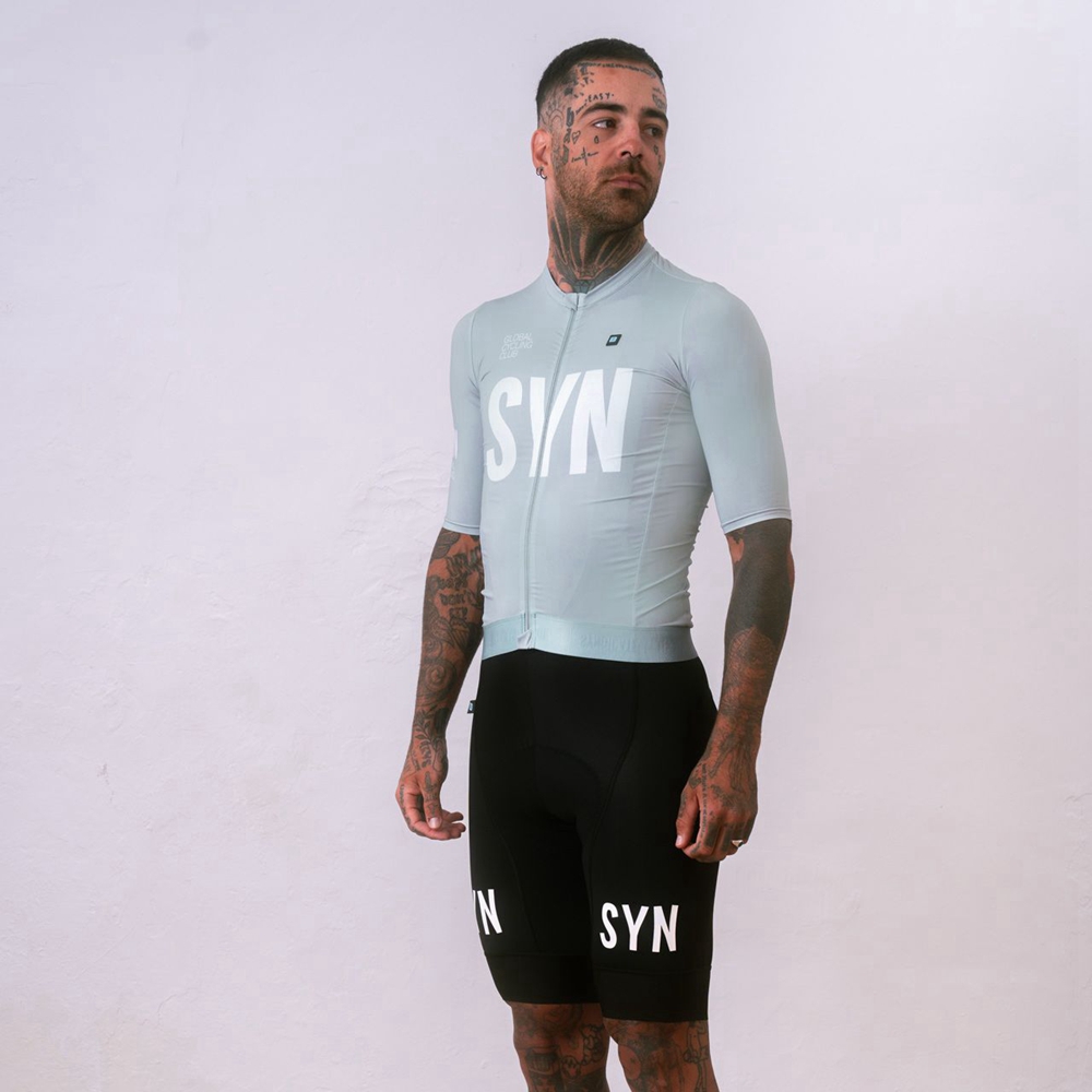 Jersey de ciclismo de manga co - Cycling Bib Shorts reseña y precio